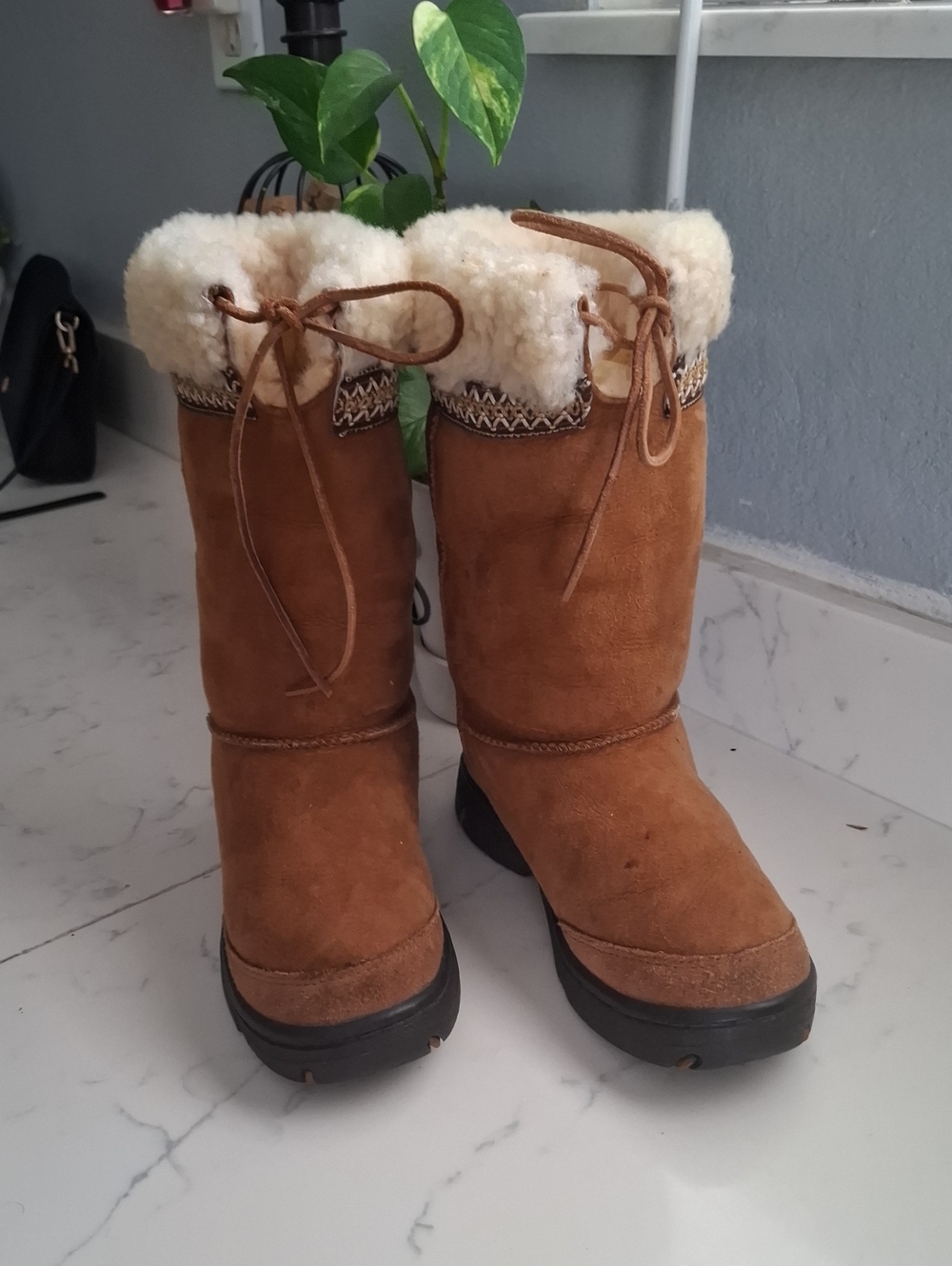 UGG Chestnut Suede Shearling Cuff Winter Boots